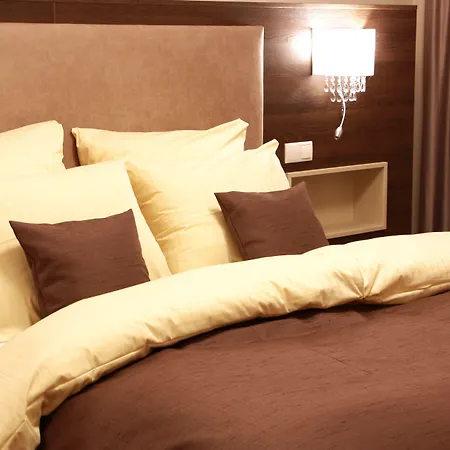 Mr.& Mrs. President アパート エアフルト