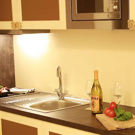 Mr.& Mrs. President アパート *