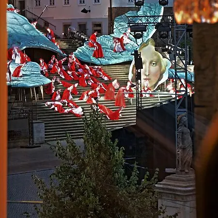 Mr.& Mrs. President *