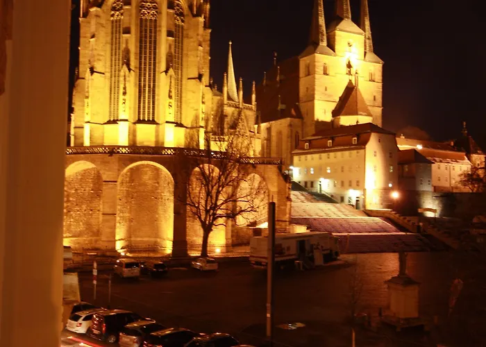 Mr.& Mrs. President Apartment